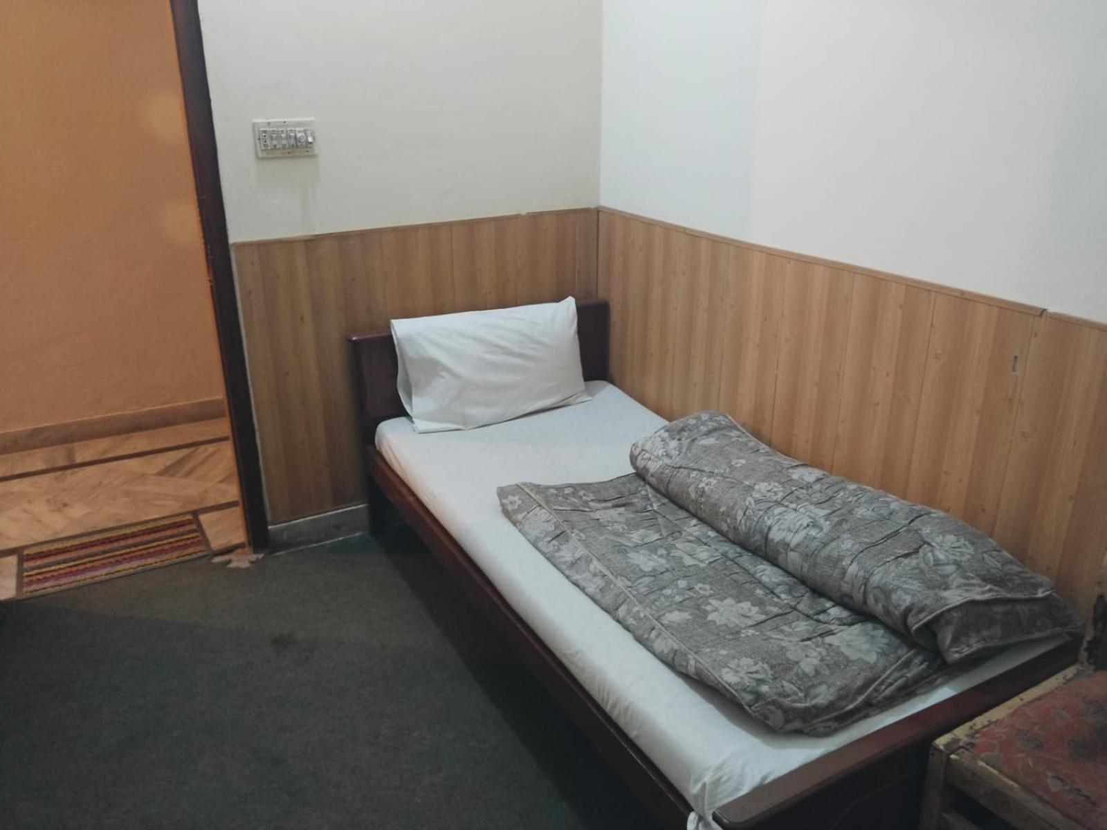 Shahzad Hotel Rawalpindi Luaran gambar